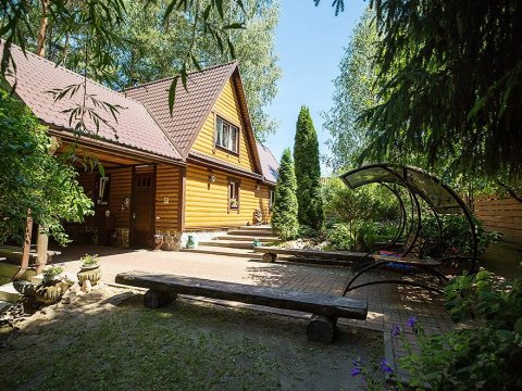 Коттедж № 62 ( с водоёмом )