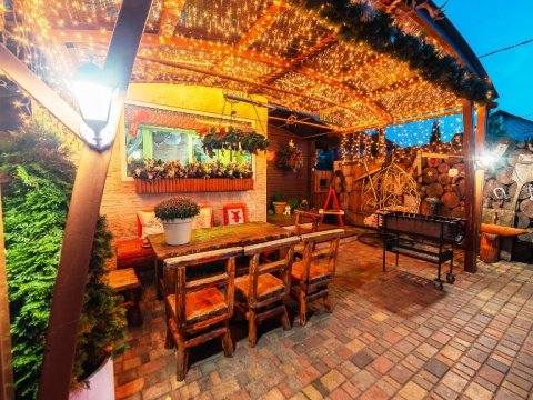 Коттедж № 3 (бассейн, джакузи)