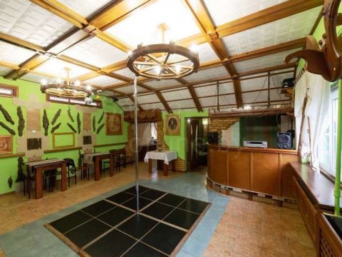 Коттедж № 170 ( с теннисным кортом )