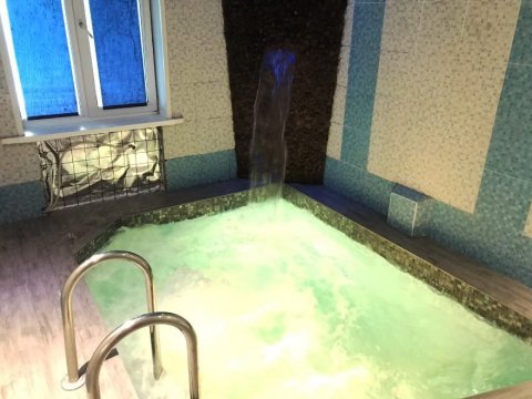 Коттедж № 11 (Бассейн, бильярд)