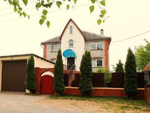 Коттедж № 4 (Банкеты,бильярд)