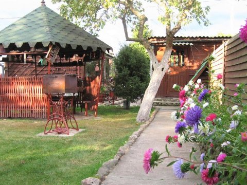 Усадьба № 146 ( с озером )